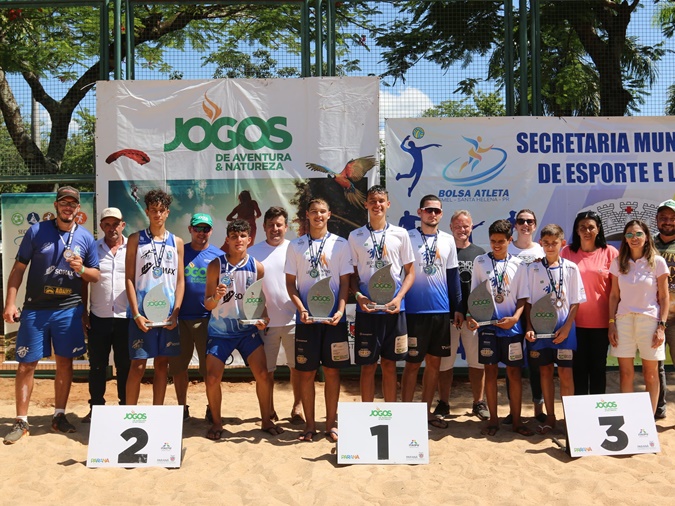 Santa-helenenses se destacam em Paranaense de Voleibol de Praia