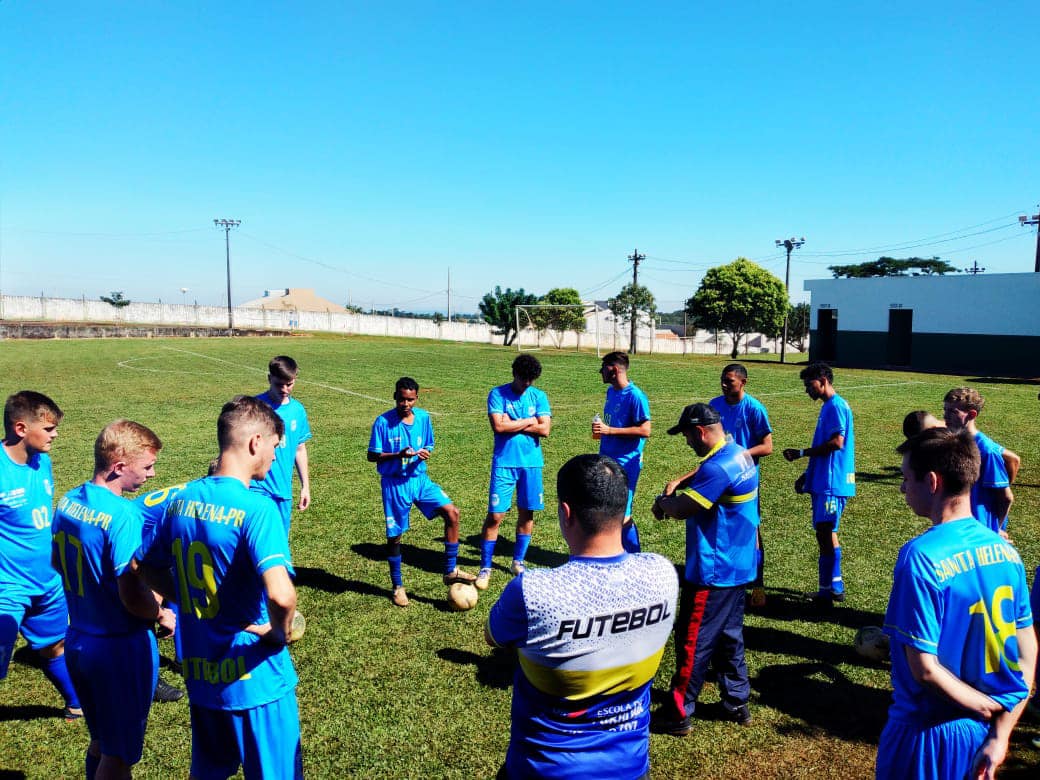 Santa Helena fica vice-campeã de competição de voleibol em Formosa do Oeste